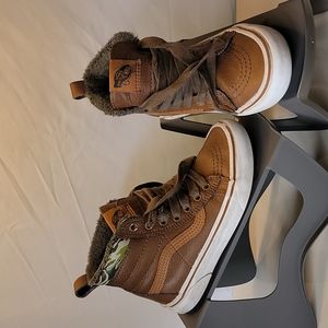 Vans high tops in good condition  size 1.5
